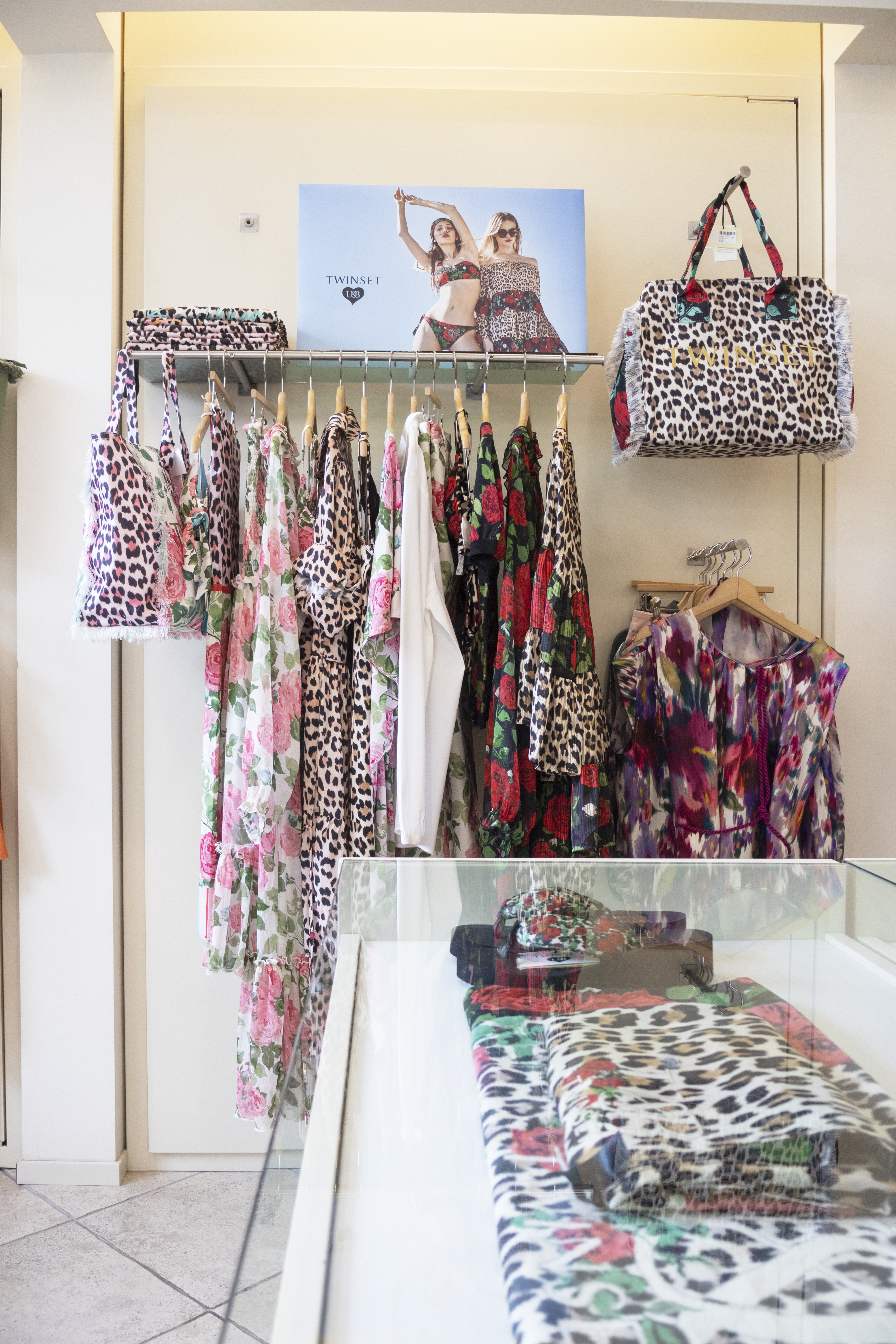 Visual in store